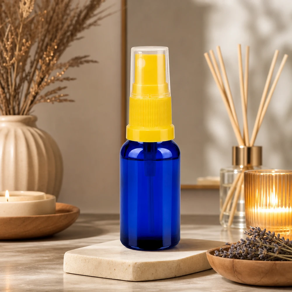 20 ml butelka ze spryskiwaczem żółta/przezroczysta STD BlueLine UT18/20 Kompaktowa butelka z rozpylaczem 20 ml o ergonomicznym kształcie BlueLine UT18/20 żółta przezroczysta