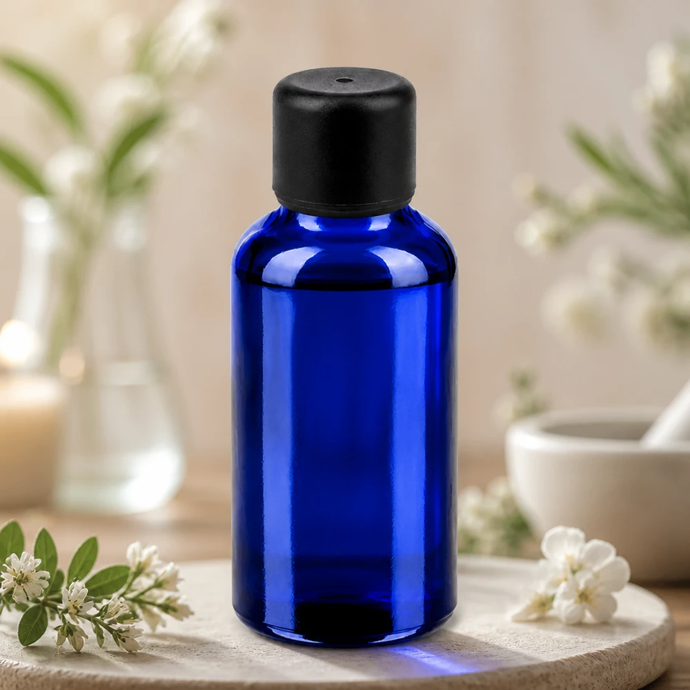Kompaktowa szklana butelka BlueLine o pojemności 30 ml ze standardową czarną zakrętką do bezpiecznego przechowywania produktu