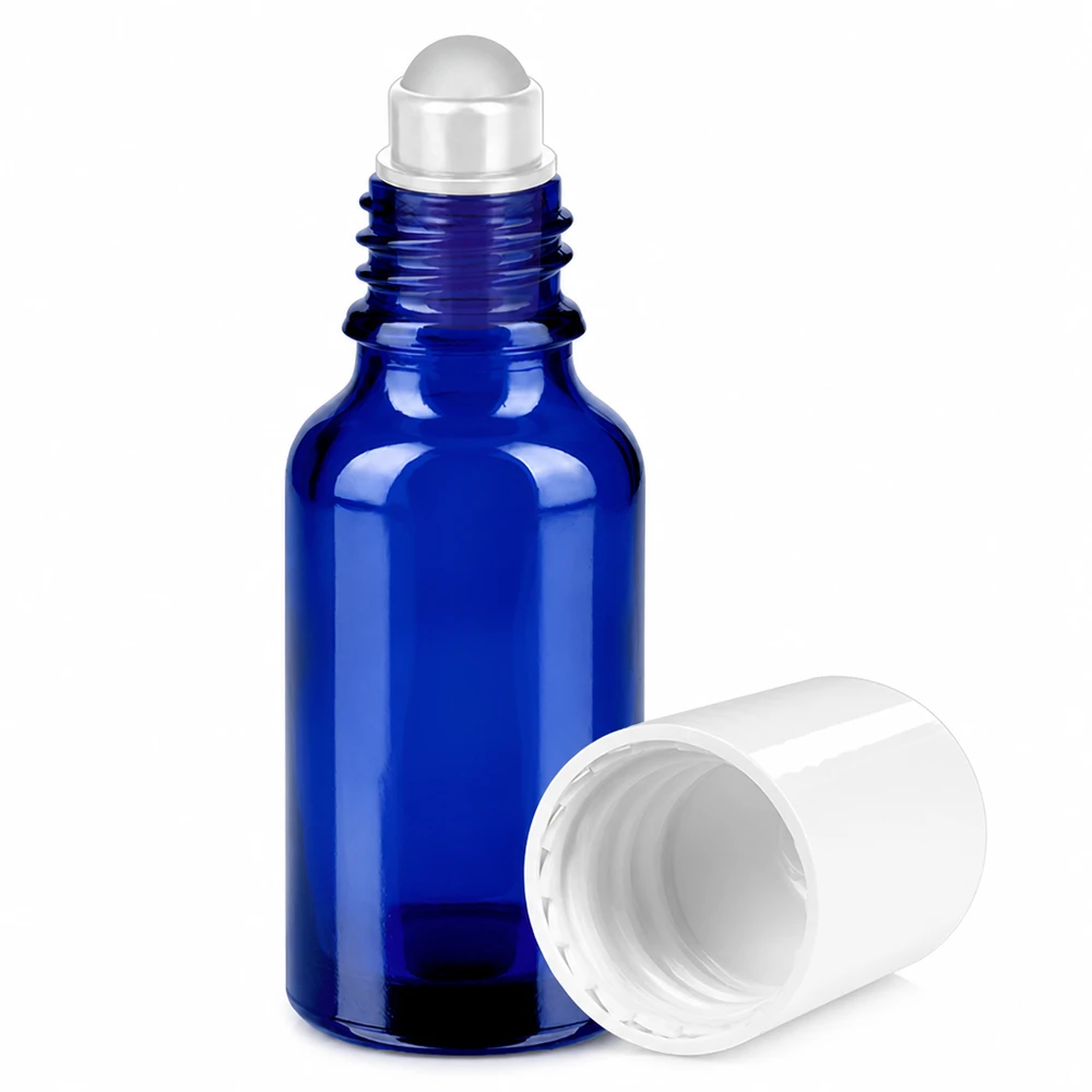 Niebieska szklana butelka 20 ml z aplikatorem roll-on i zdejmowaną białą zakrętką