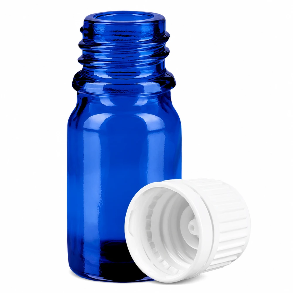 Mała niebieska szklana butelka 5 ml z gwintem 11 mm i białą nasadką do aromaterapii