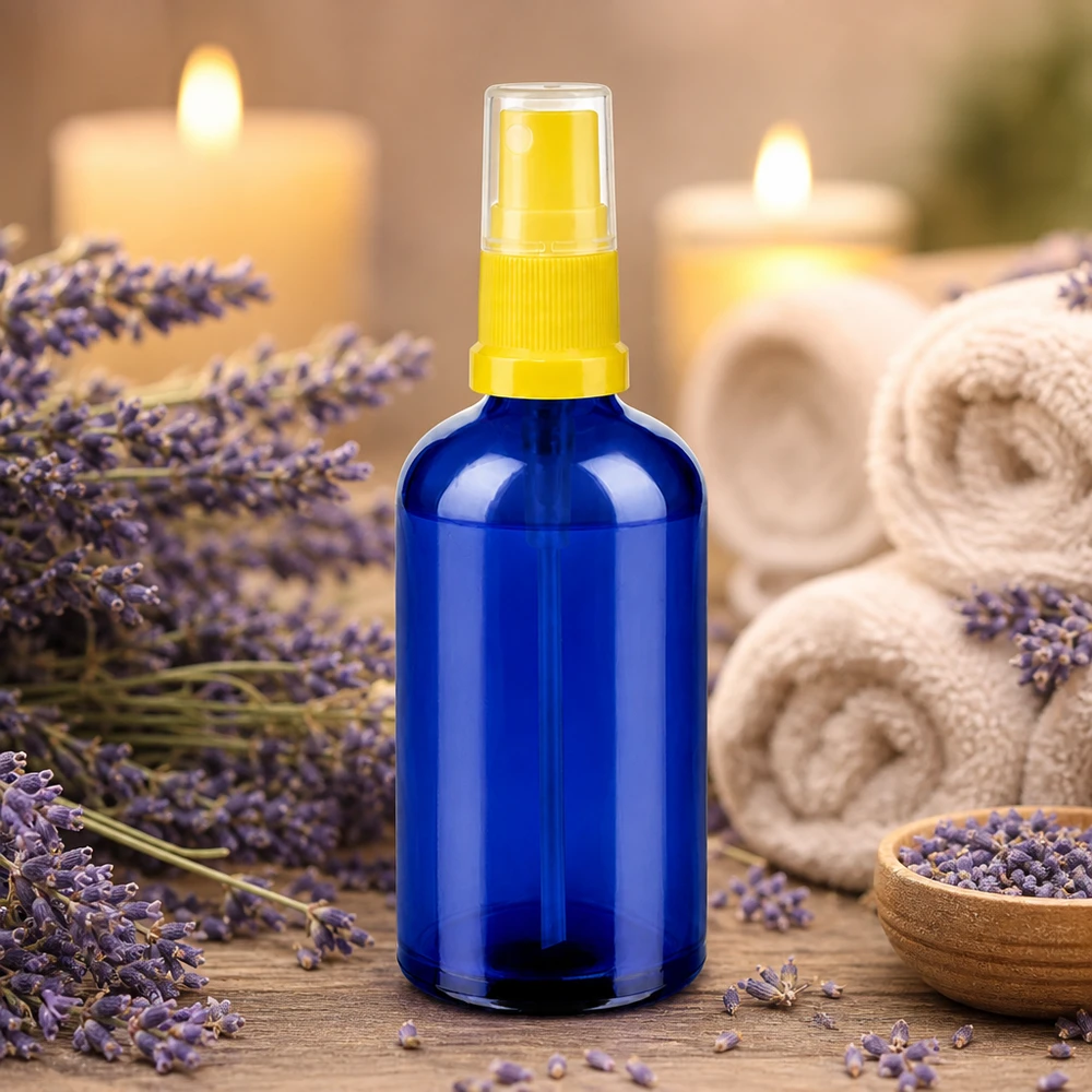 100 ml butelka ze spryskiwaczem żółta/przezroczysta STD BlueLine UT18/100 Przezroczysta butelka ze sprayem o pojemności 100 ml wykonana z wysokiej jakości szkła z praktycznym atomizerem z pompką