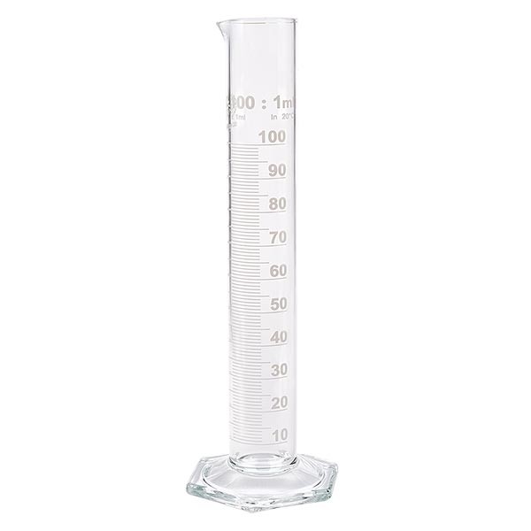 Cylinder miarowy 100 ml HF wykonany ze szkła, biała skala. HF = wysoki kształt. Podziałka ze szkła borokrzemianowego z wylewką. Sześciokątna podstawa. ISO 4788. Cylinder miarowy 100 ml HF wykonany ze szkła, biała skala. HF = wysoki kształt. Podziałka ze szkła borokrzemianowego z wylewką. Sześciokątna podstawa. ISO 4788.