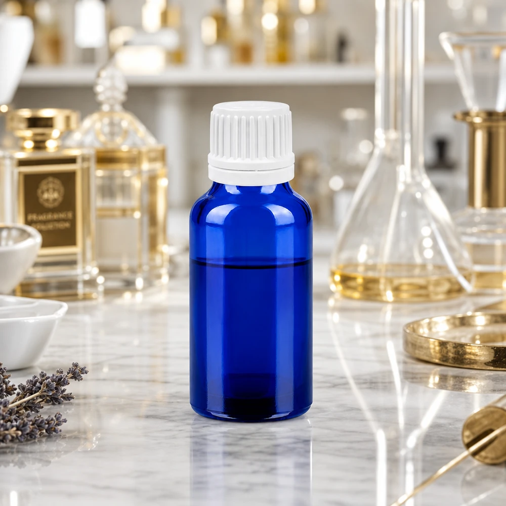 Butelka 20 ml 11 mm SV biała OV BlueLine UT18/20 Kompaktowa szklana butelka o pojemności 20 ml w eleganckim kobaltowo-niebieskim kolorze z praktyczną zakrętką 11 mm