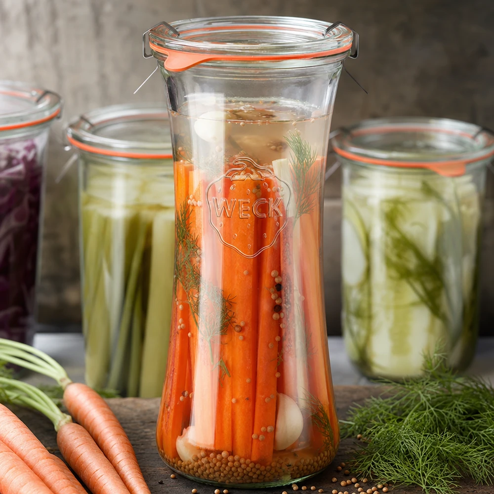 Słoik delikatesowy 700ml kompletny WECK RR80 WECK delikatesowy słoik 700ml RR80 z kiszoną marchewką i koperkiem, fermentowane przetwory warzywne w słoikach konserwowych