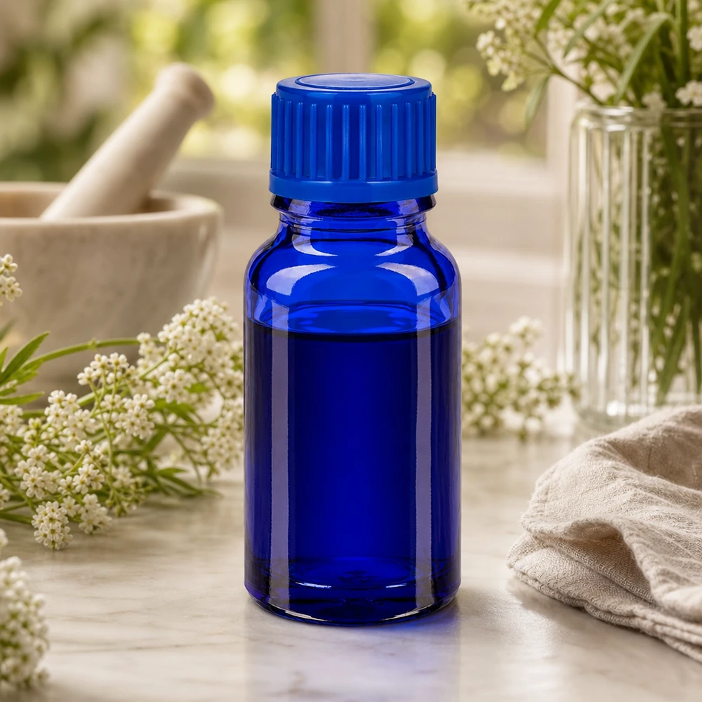 Butelka 10 ml 11 mm SV niebieski STD BlueLine UT18/10 Wysokiej jakości butelka o pojemności 10 ml wykonana z niebieskiego szkła i wytrzymałego materiału zapewniającego bezpieczne przechowywanie.