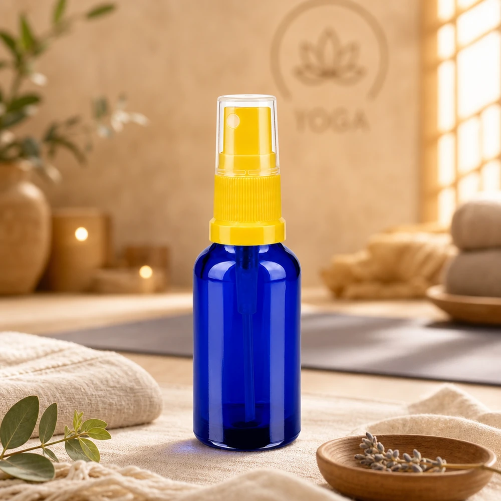 Butelka ze spryskiwaczem 30 ml żółta/przezroczysta STD BlueLine UT18/30 Profesjonalna butelka z rozpylaczem o pojemności 30 ml i ergonomicznym kształcie zapewnia równomierne rozprowadzanie produktów pielęgnacyjnych