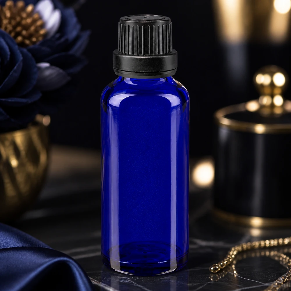 Butelka apteczna niebieska 30ml zakrętka czarna szczelna OV Elegancka buteleczka apteczna o pojemności 30 ml w kolorze kobaltowym z czarną zakrętką zabezpieczoną przed dziećmi o średnicy 11 mm