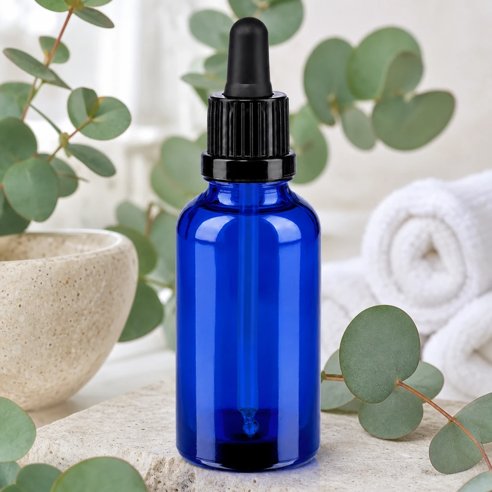 Butelka do leków płynnych 30 ml, czarna OV BlueLine UT18/30 Butelka z zakraplaczem o pojemności 30 ml z antypoślizgową czarną nasadką zapewnia bezpieczną obsługę i dozowanie.
