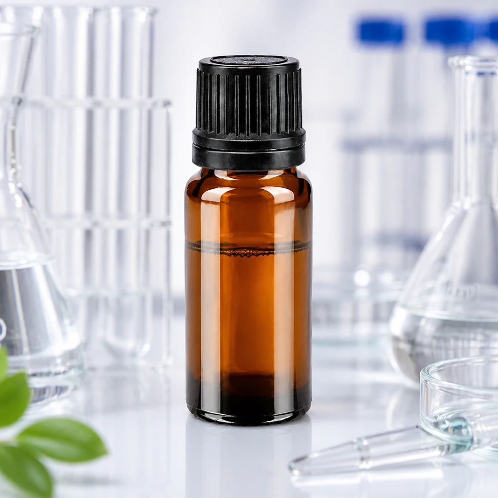 Butelka apteczna brązowa 10ml drip v. Pr. 1mm czarny OV Butelka z brązowego szkła o pojemności 10 ml z czarną zakrętką i kroplomierzem, przeznaczona do użytku laboratoryjnego