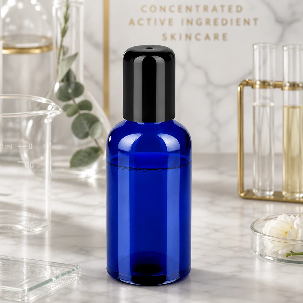 Butelka roll-on 50 ml czarna STD BlueLine UT18/50 Kompaktowa butelka roll-on STD BlueLine UT18/50 o pojemności 50 ml jest idealna w podróży i w podróży.