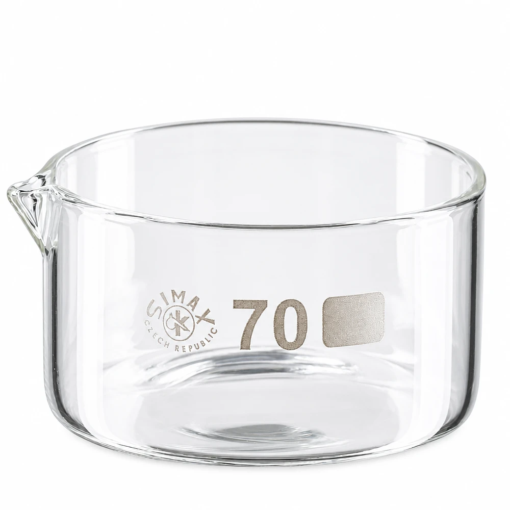 Naczynie do krystalizacji 100 ml z borokrzemianową wylewką Miska do krystalizacji o pojemności 100 ml, wykonana ze szkła borokrzemowego, z wylewką, średnica 70 mm, firmy Simax Czech Republic