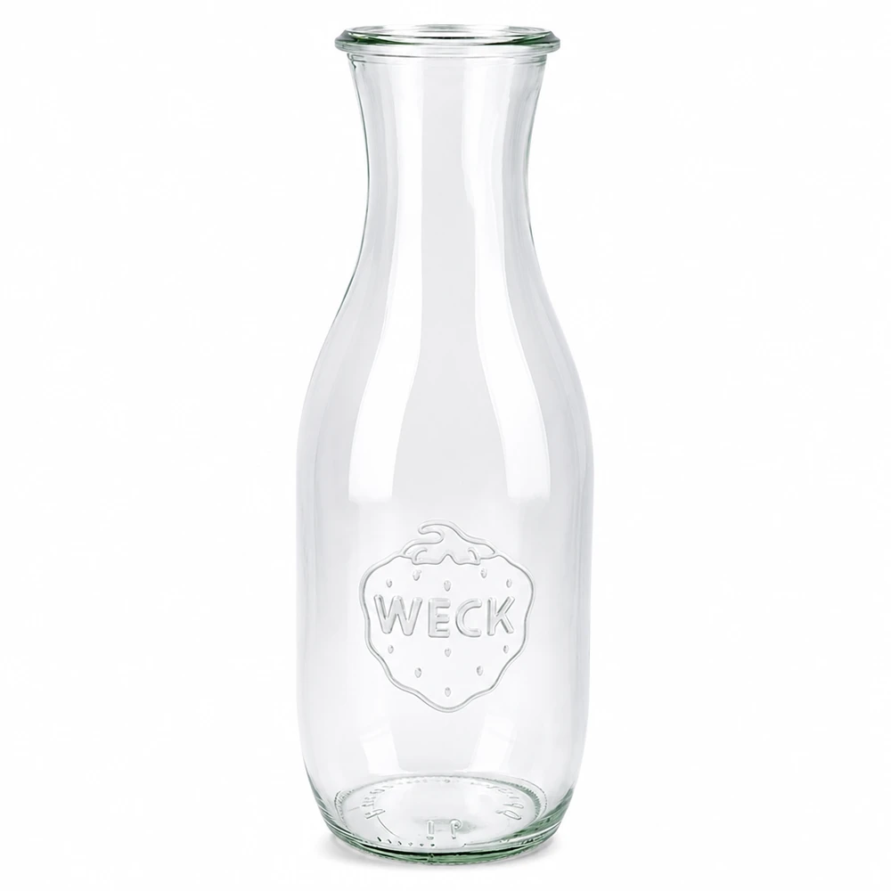 Butelka na sok WECK 1062ml RR60 wykonana z przezroczystego szkła z wytłoczonym logo i szerokim otworem na soki i napoje.