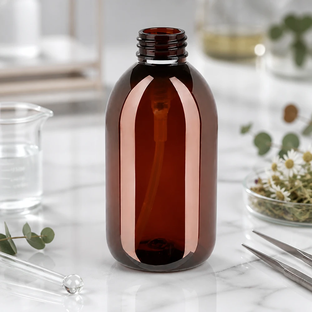 Butelka PET 250ml z pompką dozującą biała Leichtgewichtige 250ml PET Apothekerflasche in Braun ideal fuer Shampoo und Bodylotion
