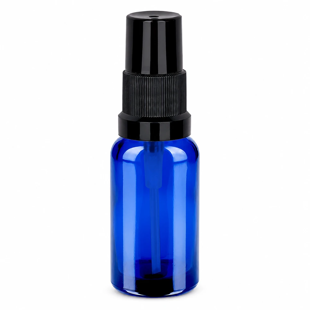 20 ml butelka ze spryskiwaczem czarna STD BlueLine UT18/20 Butelka z rozpylaczem 20 ml czarna STD BlueLine UT18/20 wykonana z wysokiej jakości niebieskiego szkła z czarną głowicą rozpylającą